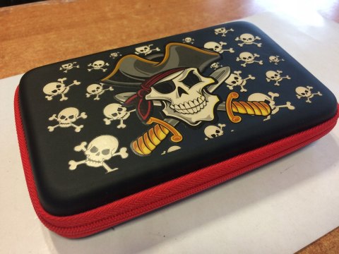 KONSOLA NEW NINTENDO 2DS XL NIEBIESKO-CZARNA + ŁADOWARKA + RYSIK + ETUI