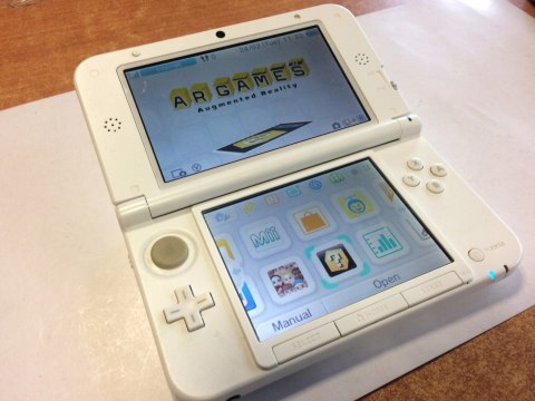 KONSOLA NINTENDO 3DS XL BIAŁA + RYSIK + PUDEŁKO + USB