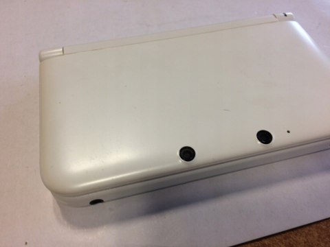 KONSOLA NINTENDO 3DS XL BIAŁA + RYSIK + PUDEŁKO + USB