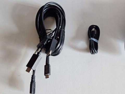 KONSOLA SONY PS5 PLAYSTATION 5 825GB Z NAPĘDEM BLU-RAY + PAD