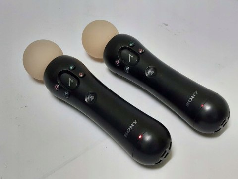 SONY PLAYSTATION VR V2 PS4 + KAMERA + 2 MOVE