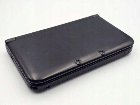 ZADBANA KONSOLA NINTENDO 3DS XL CZARNA + ZAINSTALOWANE GRY