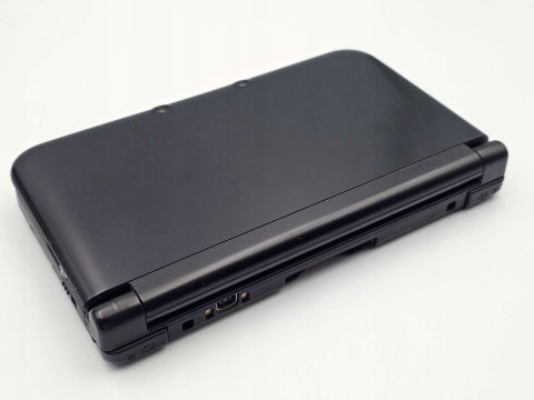 ZADBANA KONSOLA NINTENDO 3DS XL CZARNA + ZAINSTALOWANE GRY