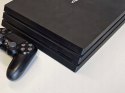 ZADBANA KONSOLA SONY PLAYSTATION 4 PRO 1TB + PAD + 3 GRY
