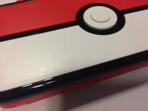 BARDZO ŁADNA KONSOLA NINTENDO 2DS XL EDYCJA POKE BALL + ŁADOWARKA + RYSIK