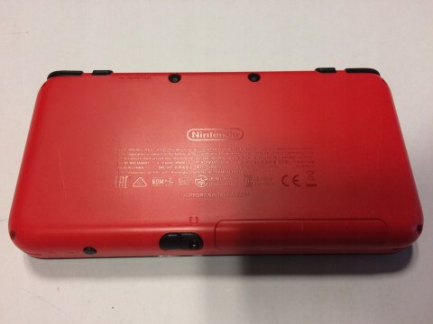 BARDZO ŁADNA KONSOLA NINTENDO 2DS XL EDYCJA POKE BALL + ŁADOWARKA + RYSIK