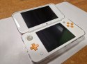 KONSOLA NEW NINTENDO 2DS XL BIAŁO-POMARAŃCZKOWA + RYSIK
