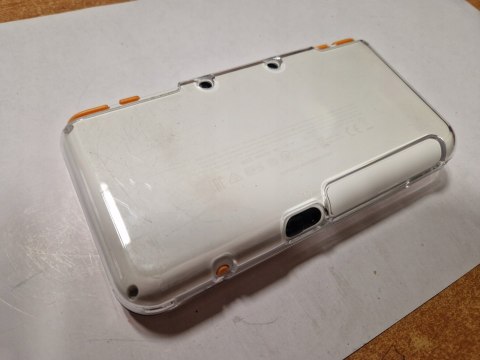 KONSOLA NEW NINTENDO 2DS XL BIAŁO-POMARAŃCZKOWA + RYSIK