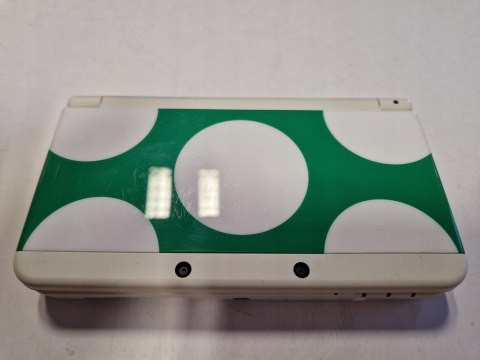 KONSOLA NEW NINTENDO 3DS BIAŁA + ANIMAL CROSSING + DODATKOWE COVER PLATE'Y