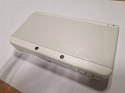 KONSOLA NEW NINTENDO 3DS BIAŁA + KARTA PAMIĘCI + RYSIK + USB
