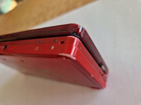 KONSOLA NINTENDO 3DS CZERWONA + ŁADOWARKA + PUDEŁKO