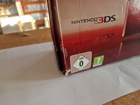 KONSOLA NINTENDO 3DS CZERWONA + ŁADOWARKA + PUDEŁKO