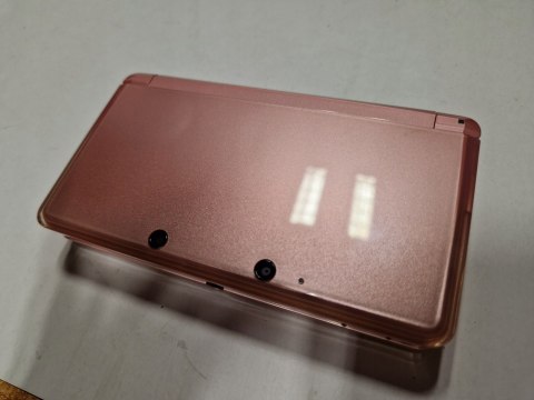 KONSOLA NINTENDO 3DS RÓŻOWA + ŁADOWARKA + ETUI + RYSIK