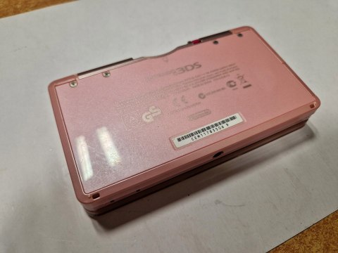 KONSOLA NINTENDO 3DS RÓŻOWA + ŁADOWARKA + ETUI + RYSIK
