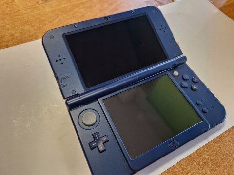 NINTENDO NEW NINTENDO 3DS XL NIEBIESKA + USB + ETUI