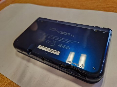 NINTENDO NEW NINTENDO 3DS XL NIEBIESKA + USB + ETUI