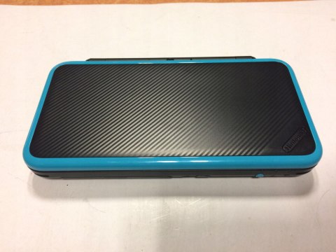 ZADBANA KONSOLA NEW NINTENDO 2DS XL NIEBIESKO-CZARNA + ETUI + RYSIK