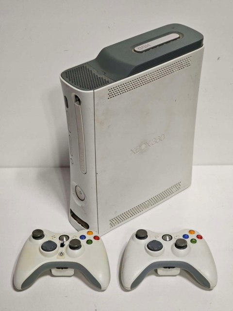 KONSOLA XBOX 360 + DYSK 20GB + DWA PADY / CAŁOŚĆ Z USTERKAMI