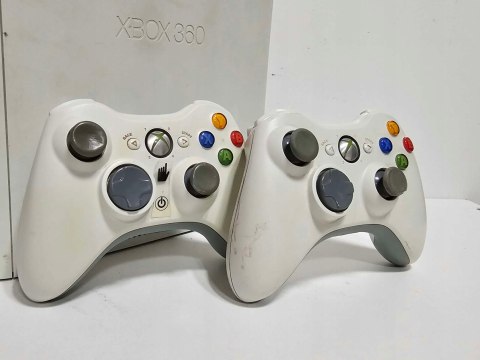 KONSOLA XBOX 360 + DYSK 20GB + DWA PADY / CAŁOŚĆ Z USTERKAMI