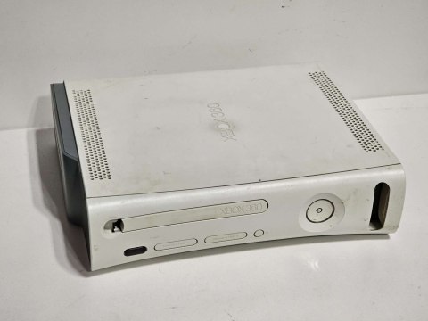 KONSOLA XBOX 360 + DYSK 20GB + DWA PADY / CAŁOŚĆ Z USTERKAMI