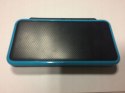 KONSOLA NEW NINTENDO 2DS XL NIEBIESKO-CZARNA + ŁADOWARKA + PUDEŁKO