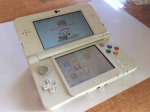 KONSOLA NEW NINTENDO 3DS BIAŁA + ANIMAL CROSSING + COVER PLATE'Y
