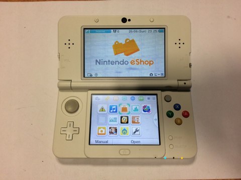 KONSOLA NEW NINTENDO 3DS BIAŁA + RYSIK + USB + COVER PLATE W STYLU ZELDY