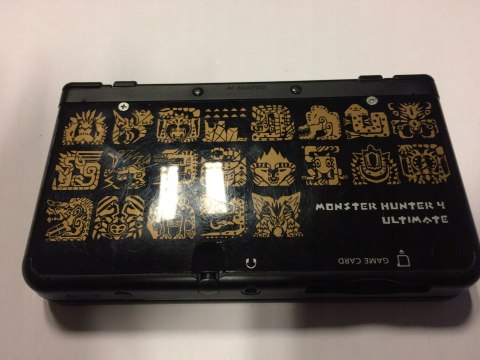 KONSOLA NEW NINTENDO 3DS CZARNA MONSTER HUNTER 4 ULTIMATE + GRA MH4U