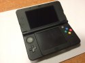 KONSOLA NEW NINTENDO 3DS EDYCJA XENOBLADE CHRONICLES + ŁADOWARKA + RYSIK
