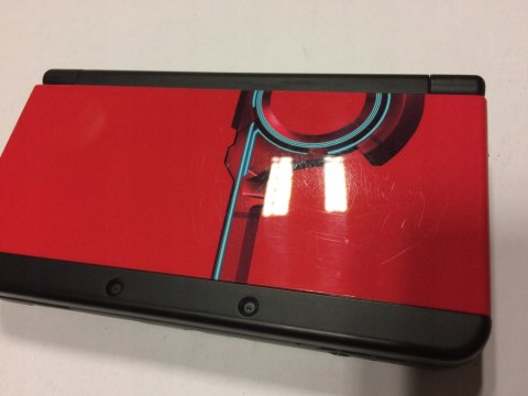 KONSOLA NEW NINTENDO 3DS EDYCJA XENOBLADE CHRONICLES + ŁADOWARKA + RYSIK