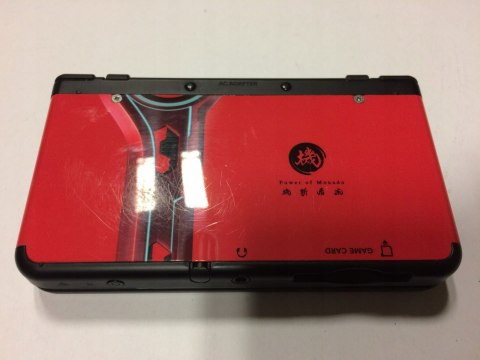 KONSOLA NEW NINTENDO 3DS EDYCJA XENOBLADE CHRONICLES + ŁADOWARKA + RYSIK