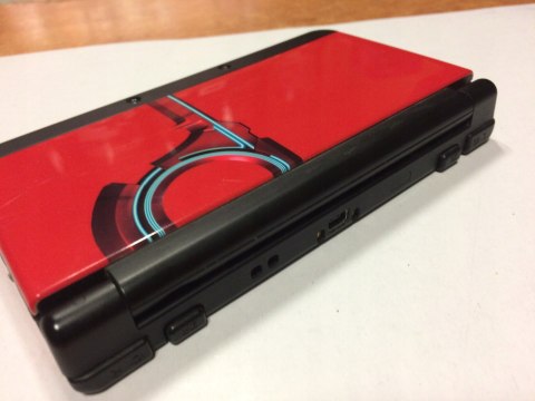 KONSOLA NEW NINTENDO 3DS EDYCJA XENOBLADE CHRONICLES + ŁADOWARKA + RYSIK