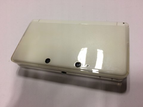 KONSOLA NINTENDO 3DS BIAŁA + ŁADOWARKA + RYSIK + PUDEŁKO