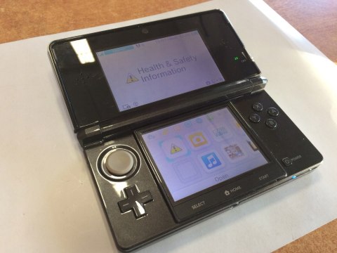 KONSOLA NINTENDO 3DS CZARNA - KOMPLET W PUDEŁKU