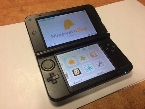 KONSOLA NINTENDO 3DS XL SREBRNA + ETUI MARIO + RYSIK + USB