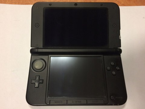 KONSOLA NINTENDO 3DS XL SREBRNA + GRA MARIO KART 7 + PUDEŁKO