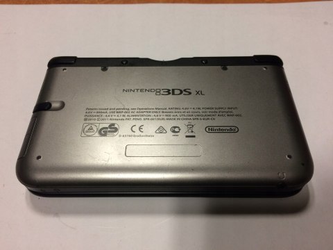 KONSOLA NINTENDO 3DS XL SREBRNA + GRA MARIO KART 7 + PUDEŁKO
