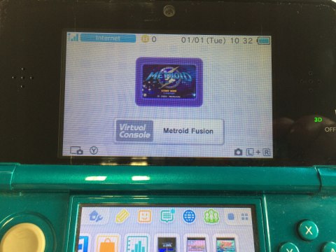 KONSOLA NINTENDO 3DS NIEBIESKA + 7 RETRO GIER + ŁAD + DOCK + PUDEŁKO