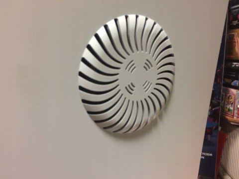 KONSOLA SONY PLAYSTATION 5 825GB Z NAPĘDEM BLU-RAY + 2 GRY + PAD