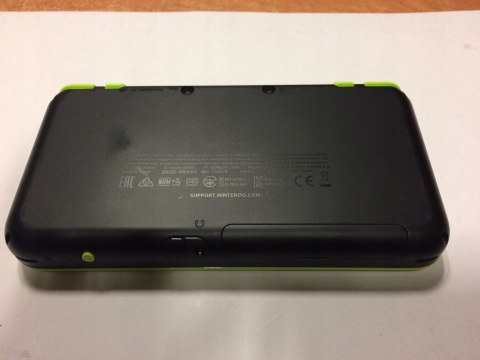 ZADBANA KONSOLA NEW NINTENDO 2DS XL CZARNO-ZIELONA + MARIO KART 7 + ETUI