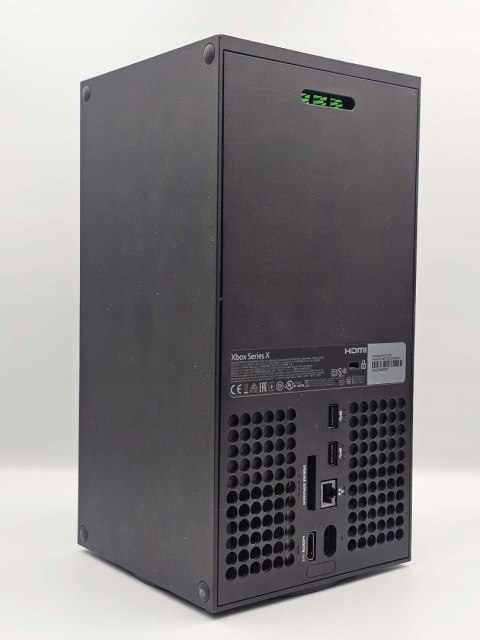 KONSOLA XBOX SERIES X 1TB Z NAPĘDEM + 3 GRY + PAD