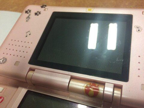 KONSOLA NINTENDO DS W KOLORZE RÓŻOWYM