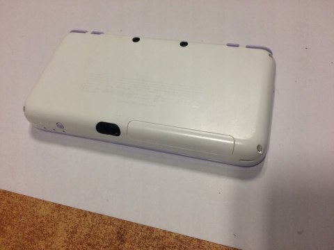 PIĘKNA ZADBANA KONSOLA NINTENDO 2DS XL W KOLORZE LAWENDOWYM + GRA TOMODACHI