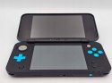 IDEALNA KONSOLA NEW NINTENDO 2DS XL NIEBIESKO-CZARNA + RYSIK + PUDEŁKO