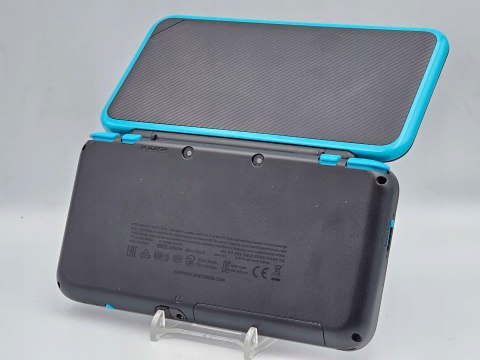 IDEALNA KONSOLA NEW NINTENDO 2DS XL NIEBIESKO-CZARNA + RYSIK + PUDEŁKO