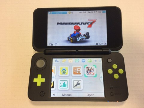 KONSOLA NEW NINTENDO 2DS XL CZARNO-ZIELONA + MARIO KART 7 + ETUI