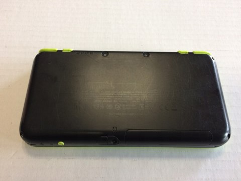 KONSOLA NEW NINTENDO 2DS XL CZARNO-ZIELONA + MARIO KART 7 + GRIP