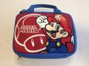 KONSOLA NEW NINTENDO 2DS XL NIEBIESKO-CZARNA + RYSIK + PIĘKNE ETUI MARIO
