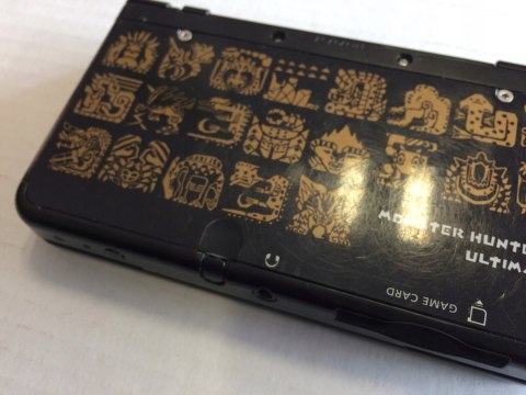 KONSOLA NEW NINTENDO 3DS CZARNA + RYSIK + USB + COVER PLATE MONSTER HUNTER