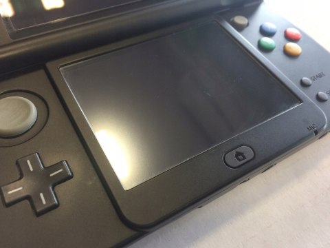 KONSOLA NEW NINTENDO 3DS CZARNA + RYSIK + USB + ETUI MARIO